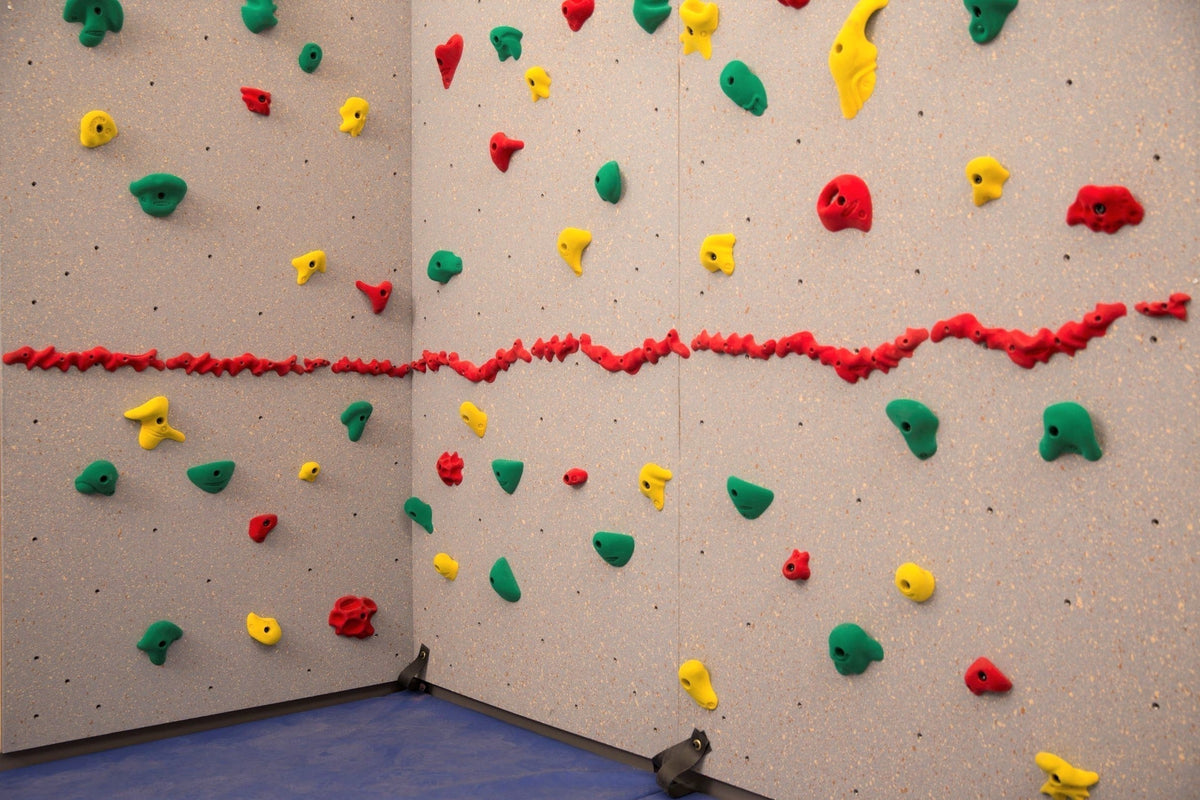 TIPS FOR INSTALLING HAND HOLDS ON TRAVERSE WALLS®